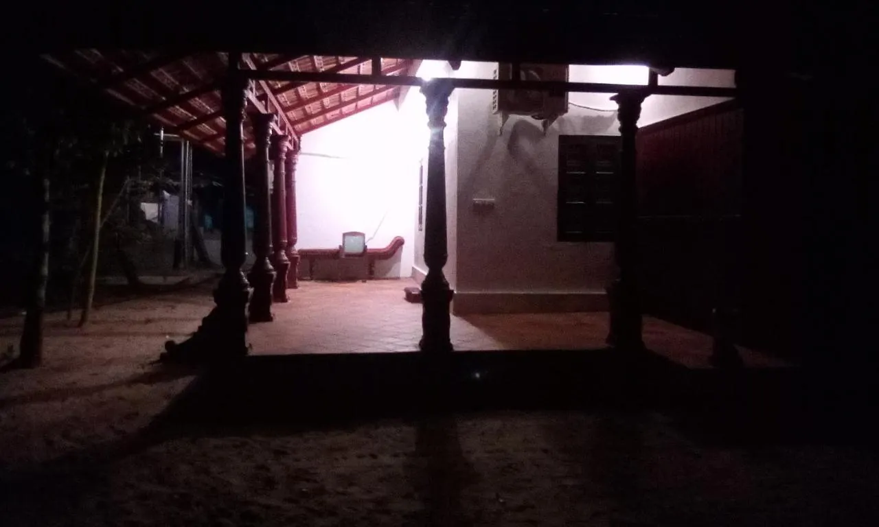 Marari Azhiyakathu Homestay Alappuzha